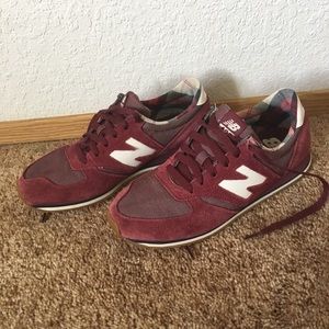New Balance 420 Shoes
